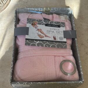 Hotel Collection Soft Pink Spa Set